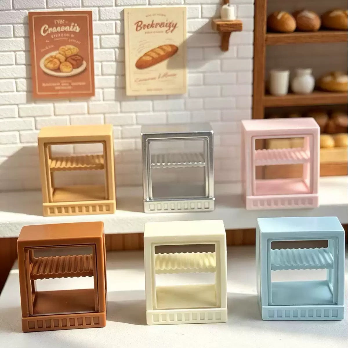 Small bread cabinet